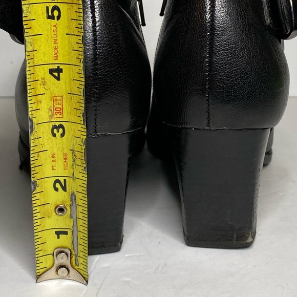 Clark’s black heeled boots with large buckle - Picture 4 of 6